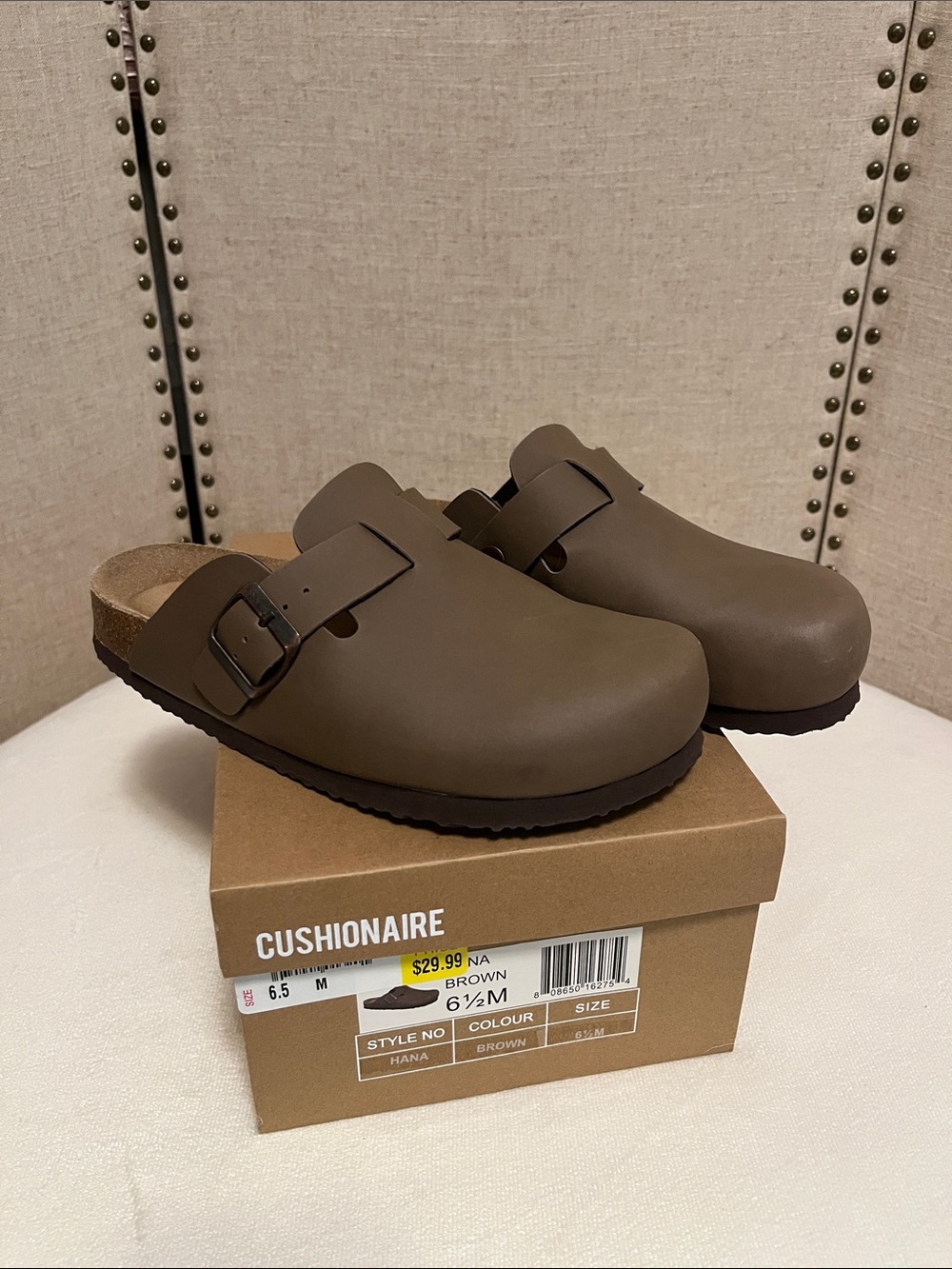 CUSHIONAIRE Hana Womens Clogs brown size 6.5